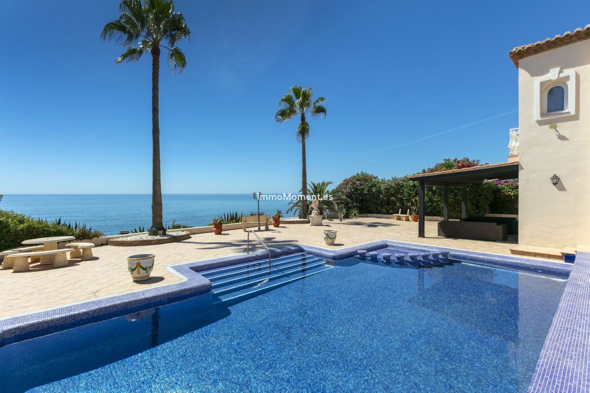 Resale - Detached villa - Marbella - Marbesa