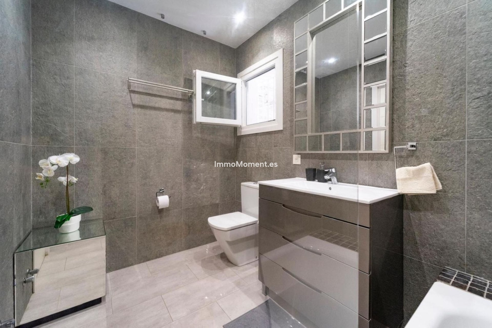 Resale - Detached villa - Marbella - Marbesa