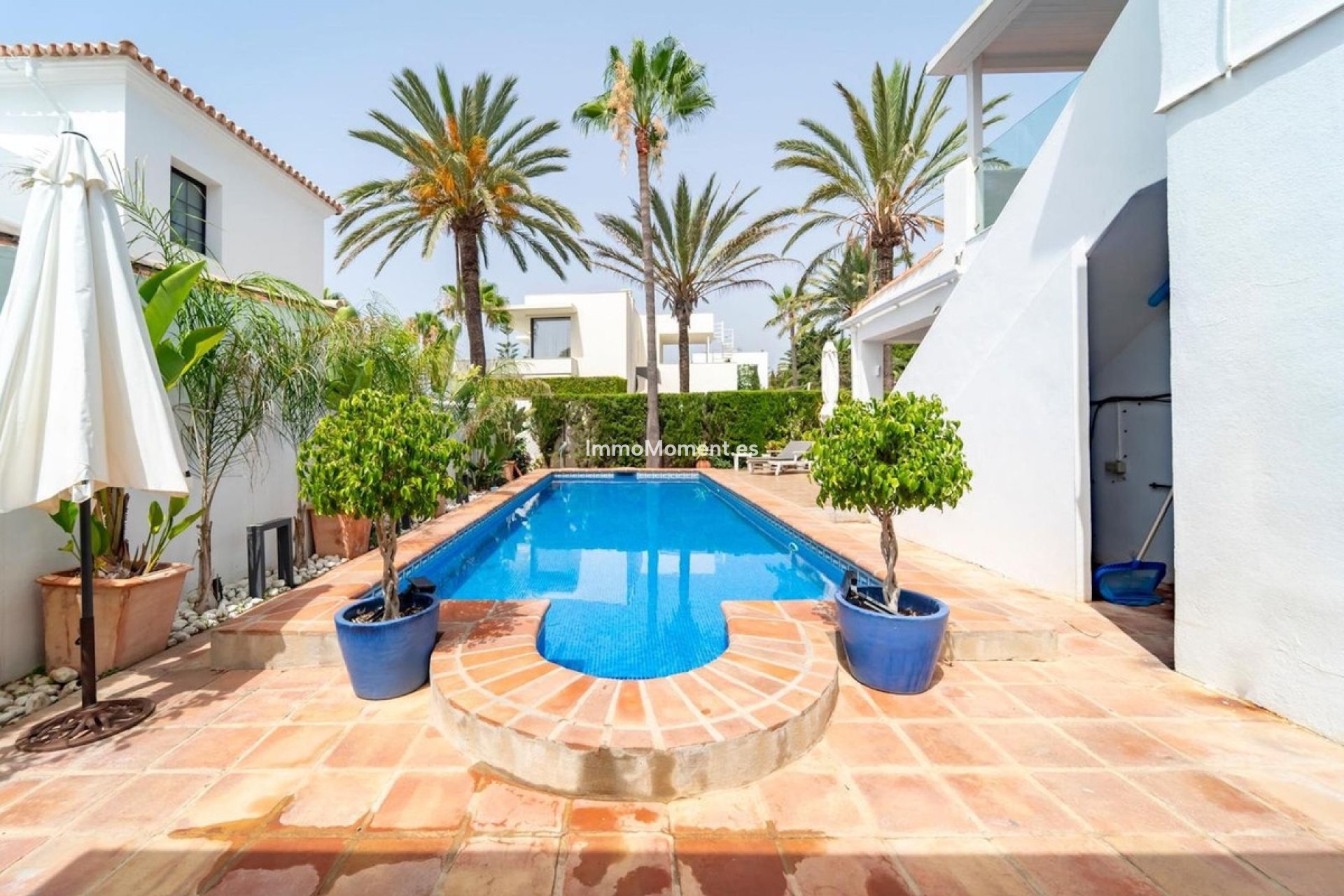 Resale - Detached villa - Marbella - Marbesa