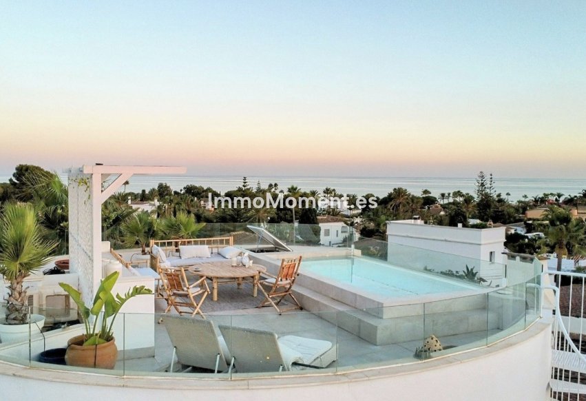 Resale - Detached villa - Marbella - Marbesa