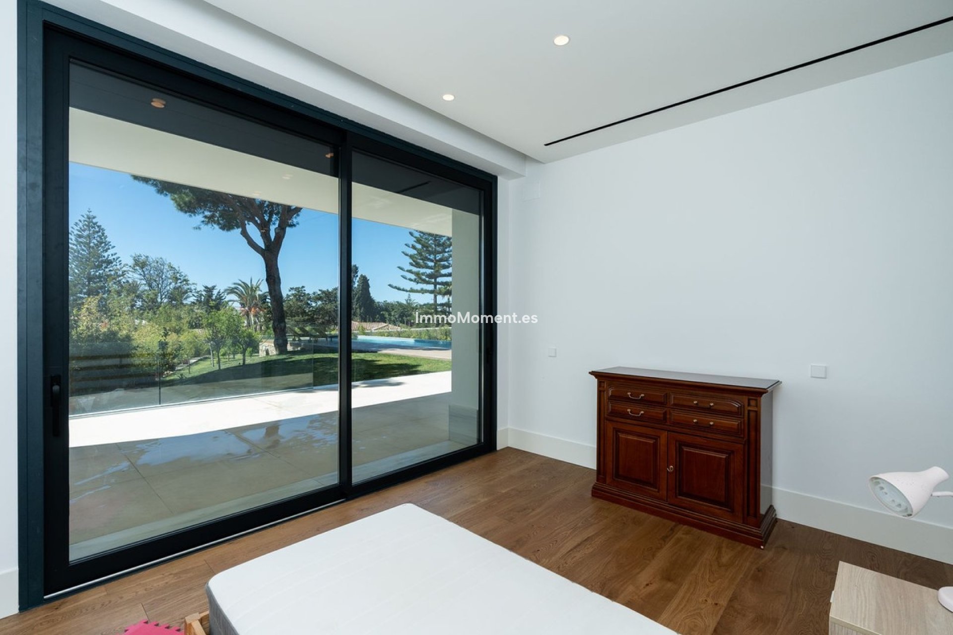 Resale - Detached villa - Marbella - Marbesa