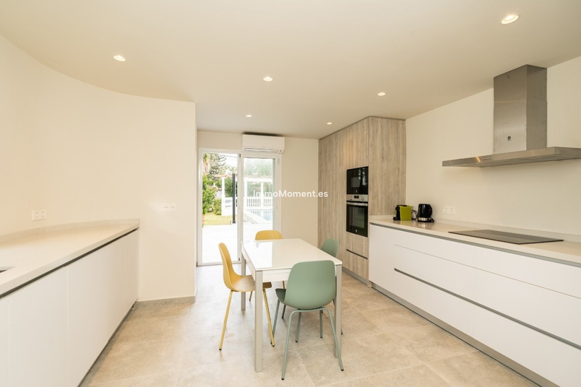 Resale - Detached villa - Marbella - Marbesa