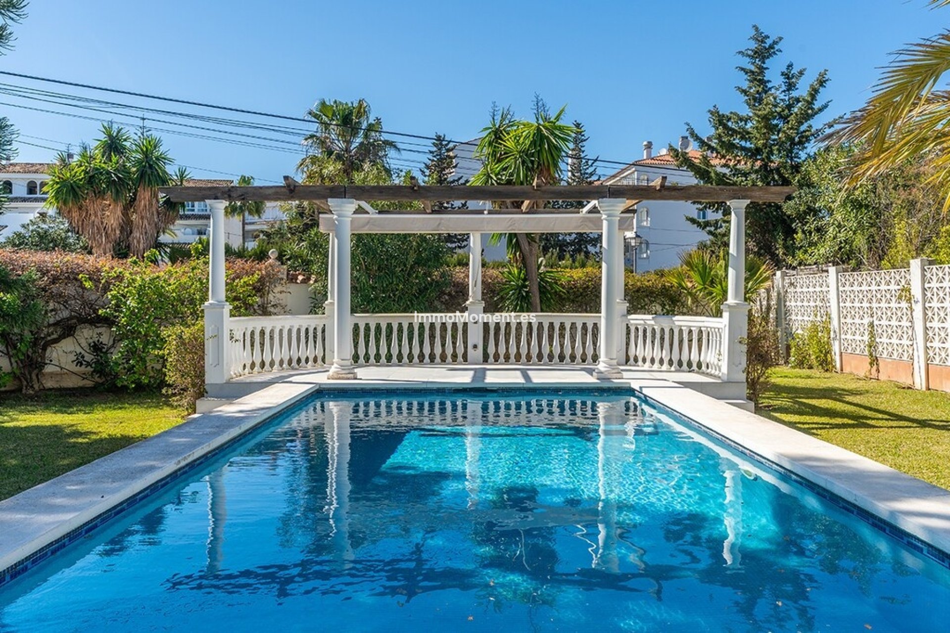 Resale - Detached villa - Marbella - Marbesa
