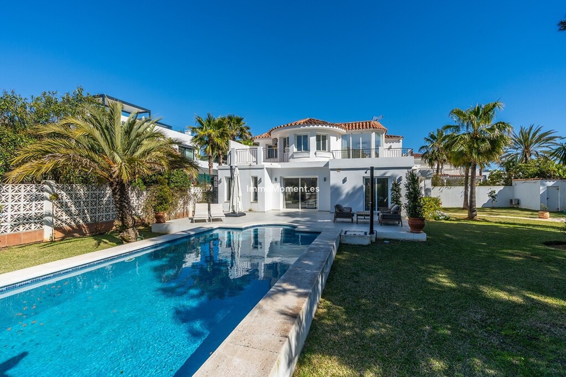Resale - Detached villa - Marbella - Marbesa