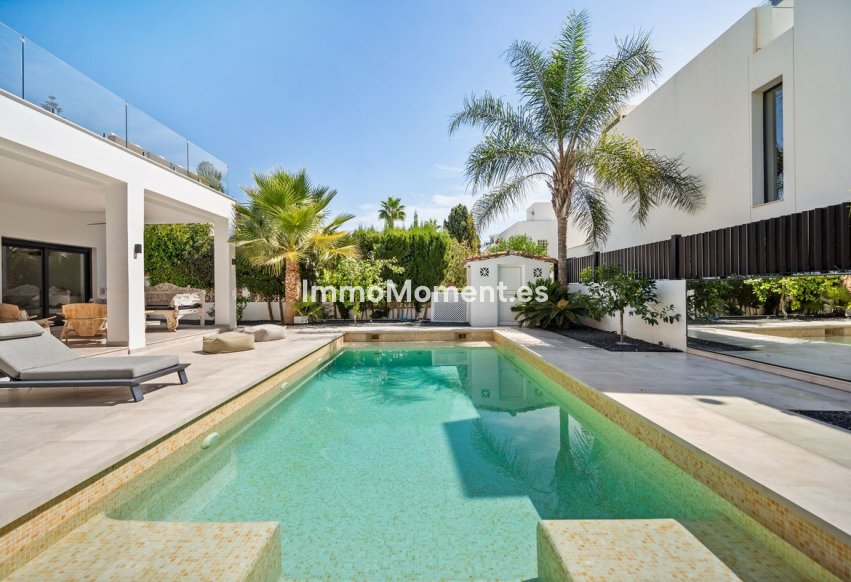 Resale - Detached villa - Marbella - Marbesa