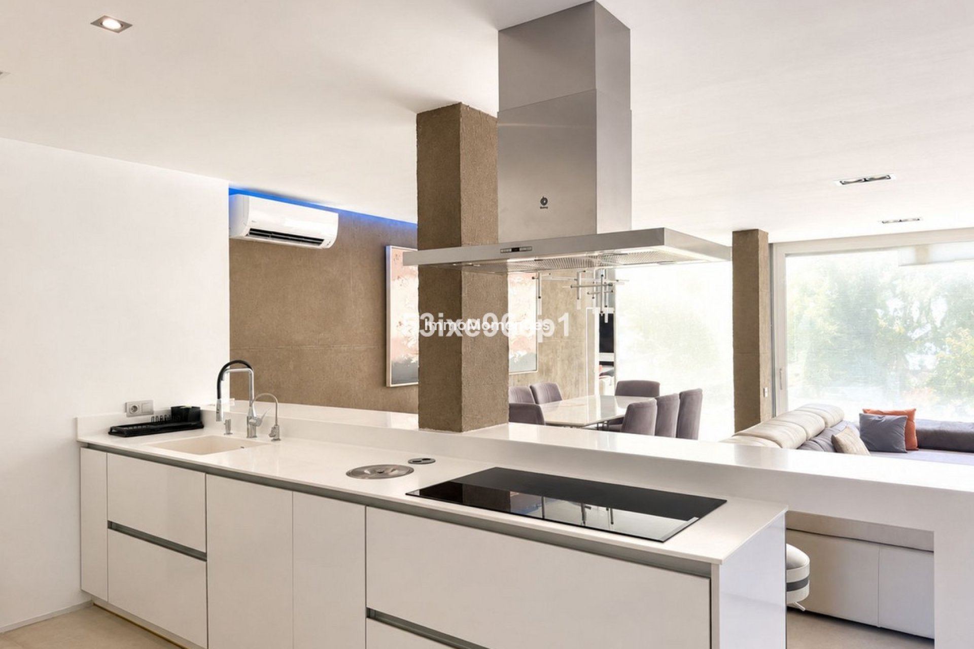 Resale - Detached villa - Marbella - Nueva Andalucía