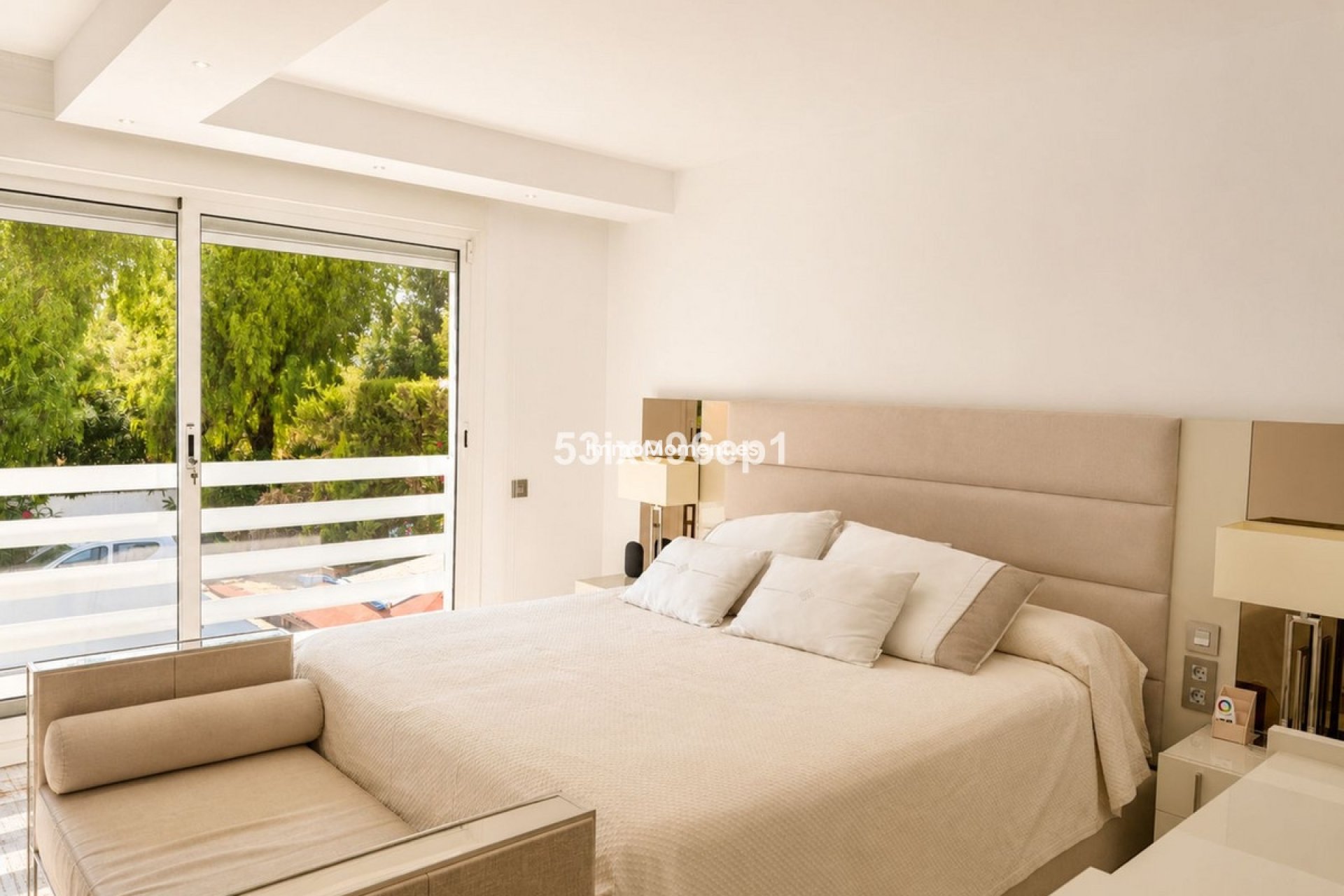 Resale - Detached villa - Marbella - Nueva Andalucía