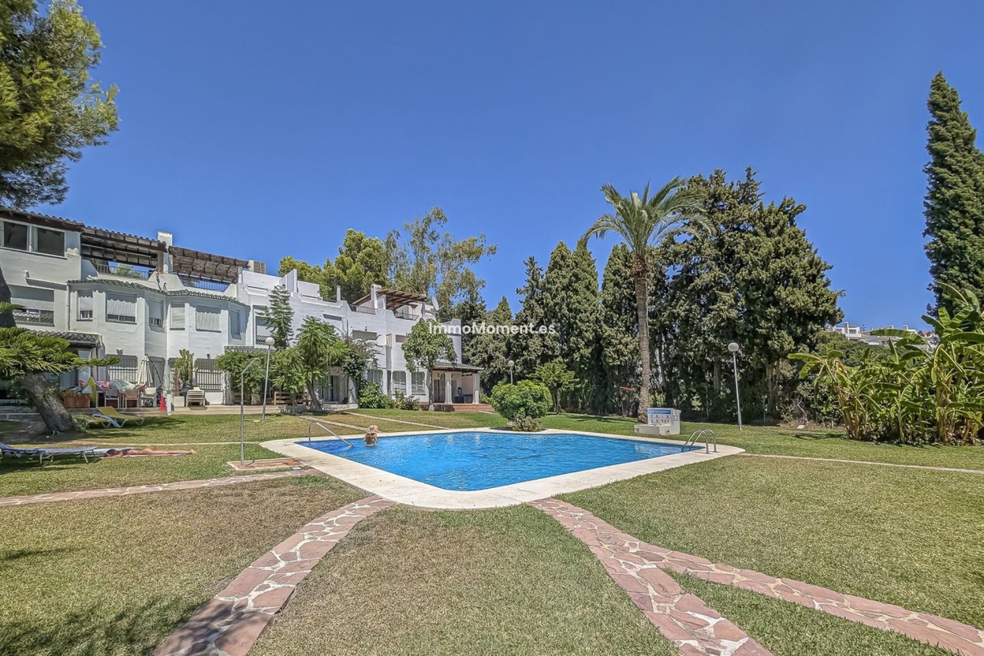 Resale - Detached villa - Marbella - Nueva Andalucía