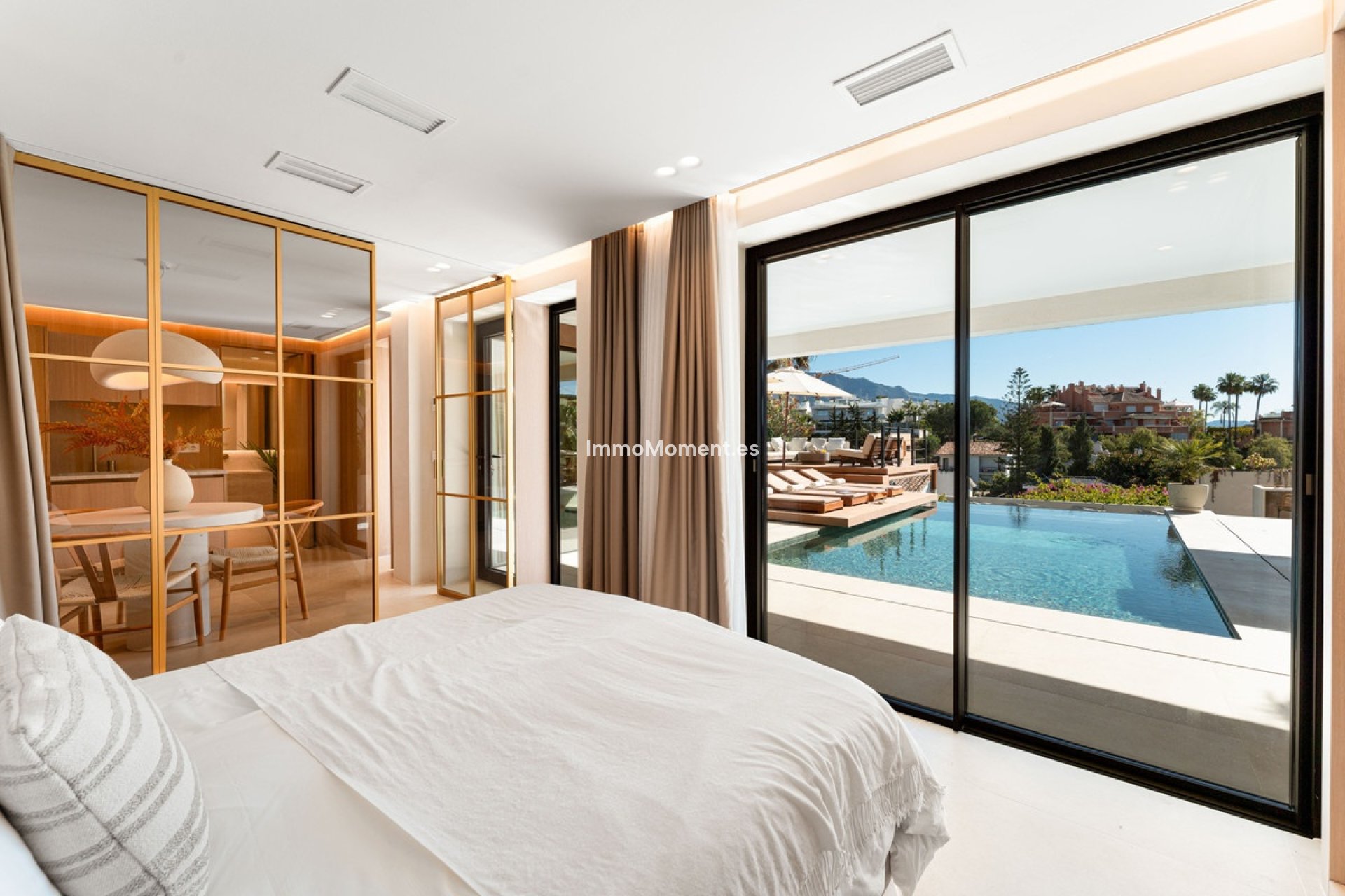 Resale - Detached villa - Marbella - Nueva Andalucía