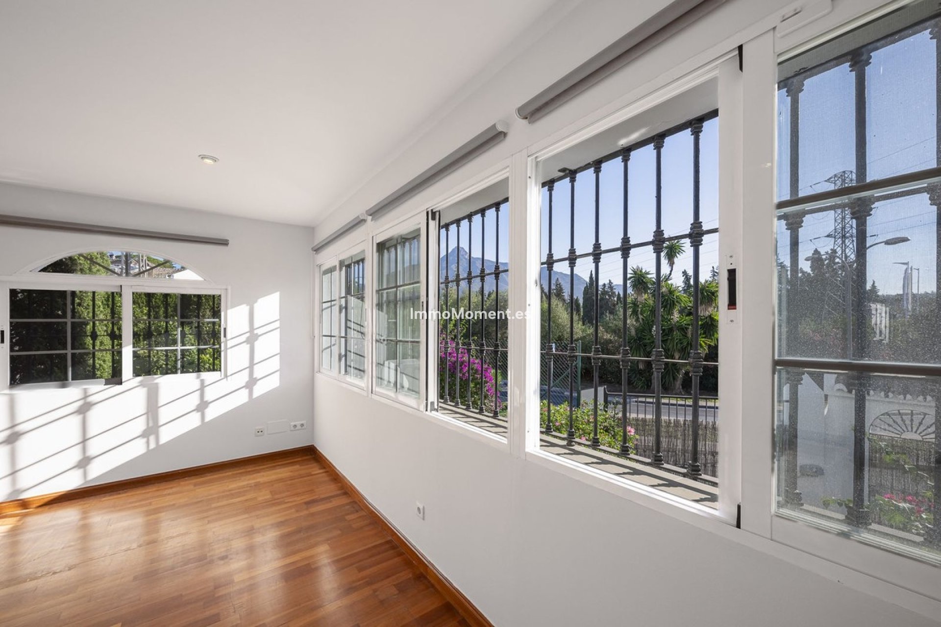 Resale - Detached villa - Marbella - Nueva Andalucía