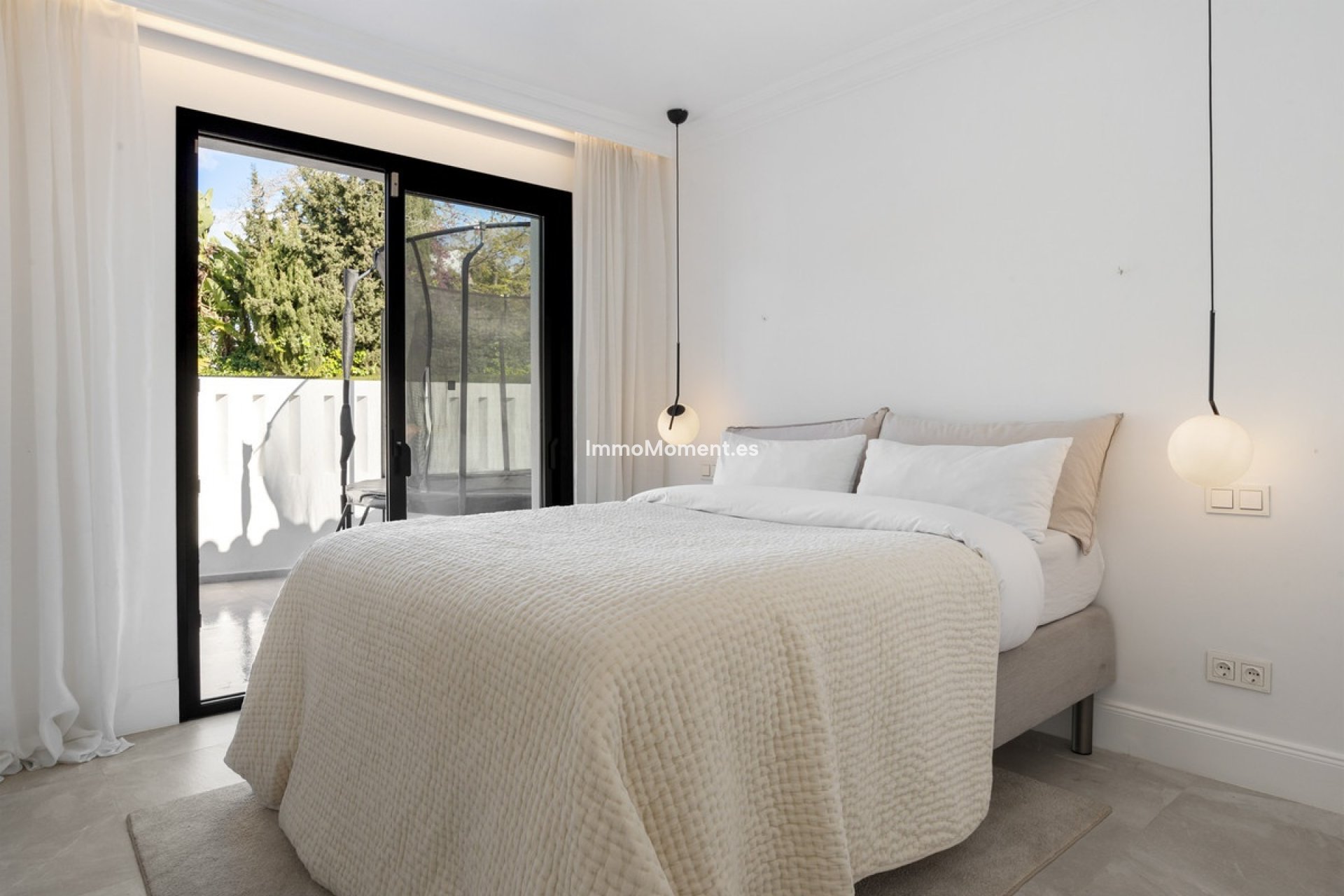 Resale - Detached villa - Marbella - Nueva Andalucía