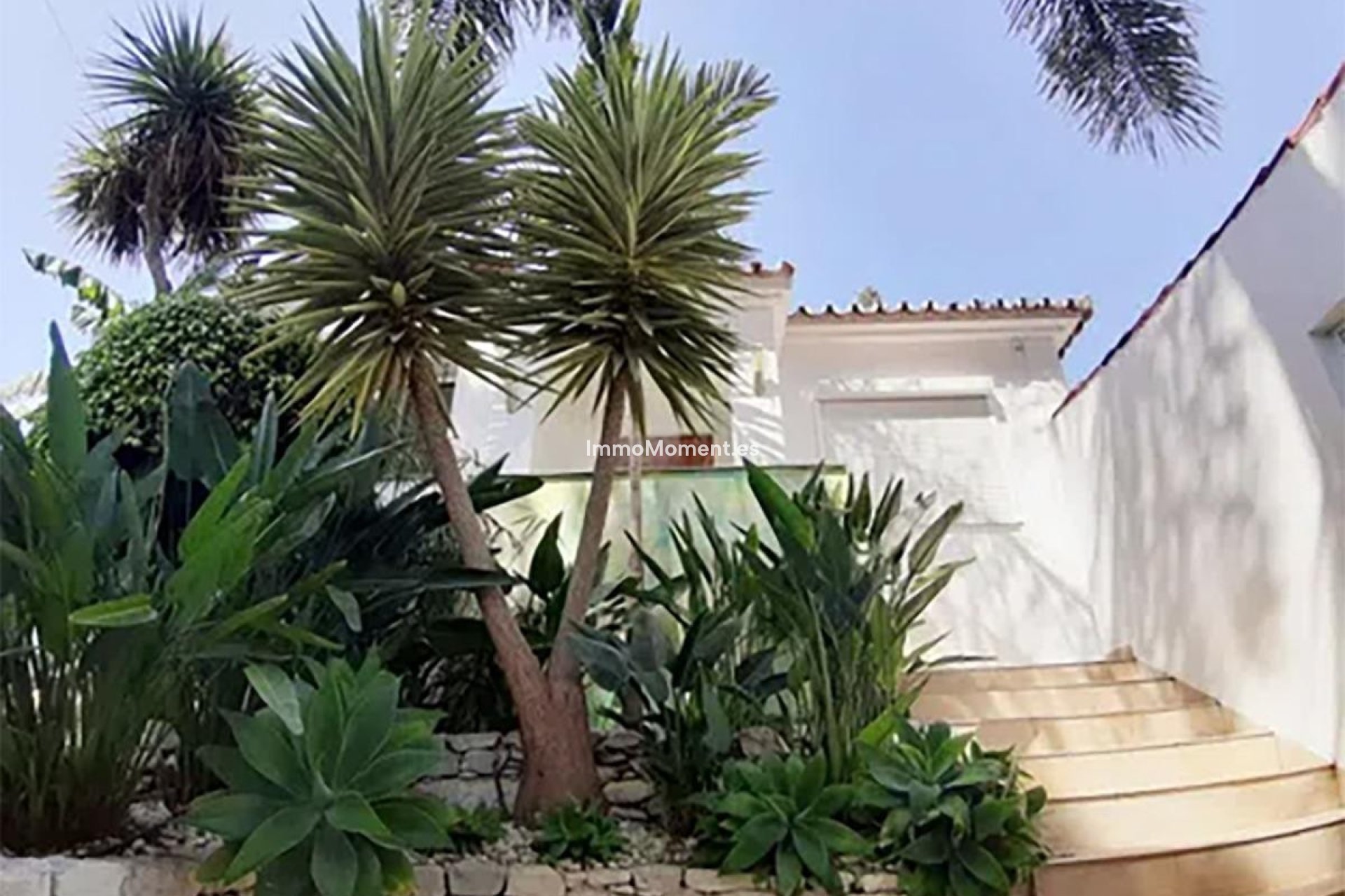 Resale - Detached villa - Marbella - Nueva Andalucía