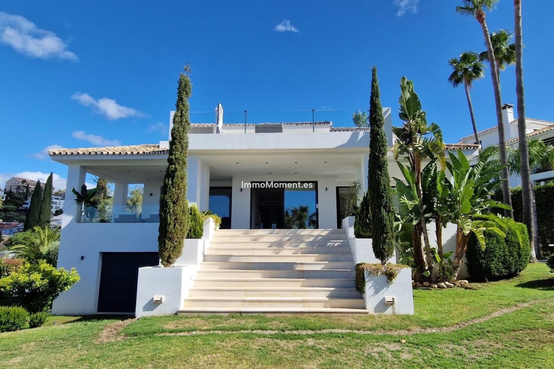 Resale - Detached villa - Marbella - Nueva Andalucía