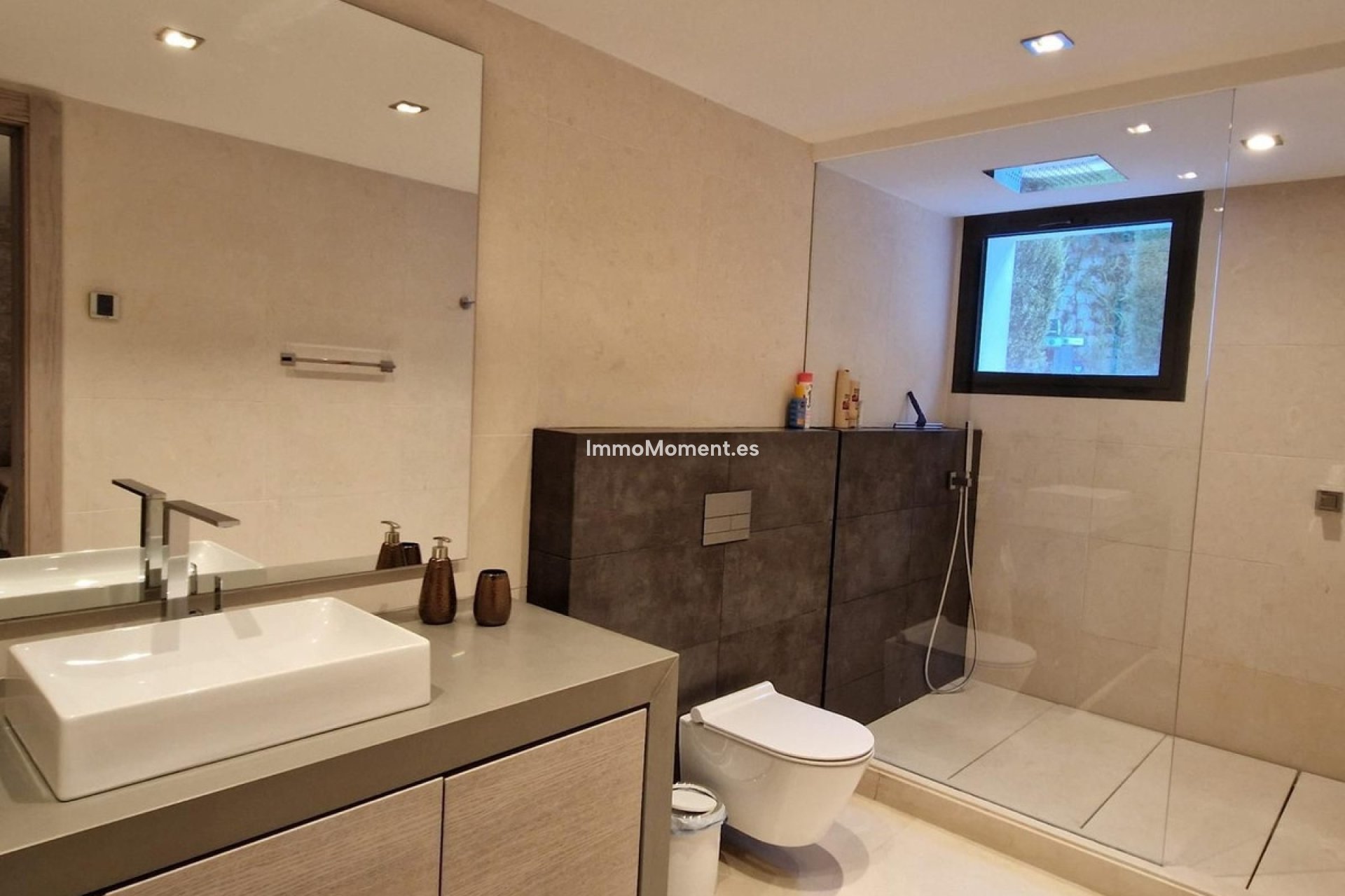 Resale - Detached villa - Marbella - Nueva Andalucía