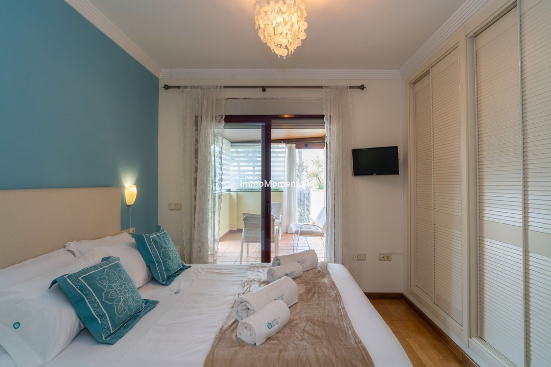 Resale - Detached villa - Marbella - Nueva Andalucía