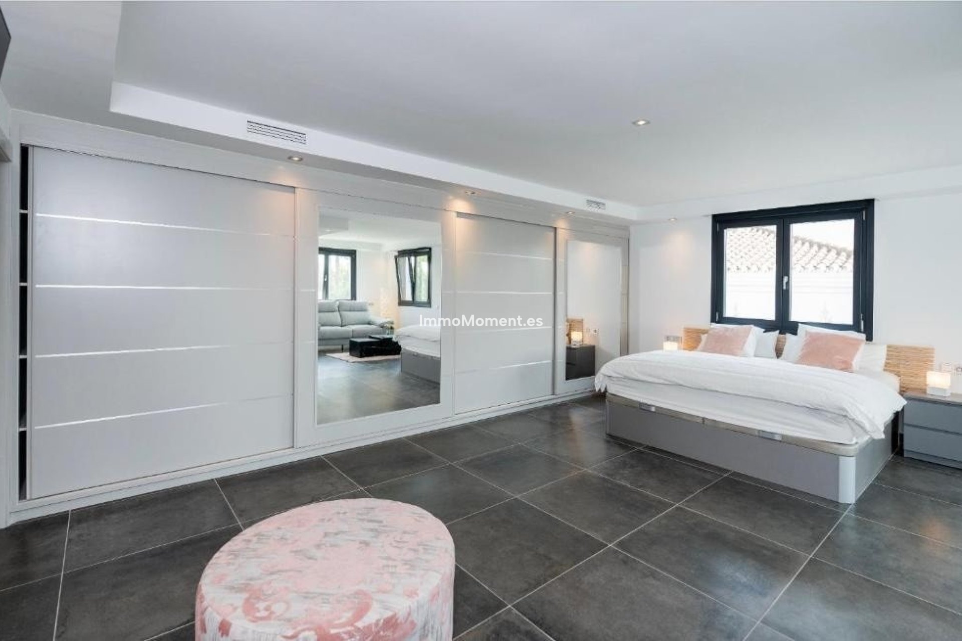 Resale - Detached villa - Marbella - Nueva Andalucía