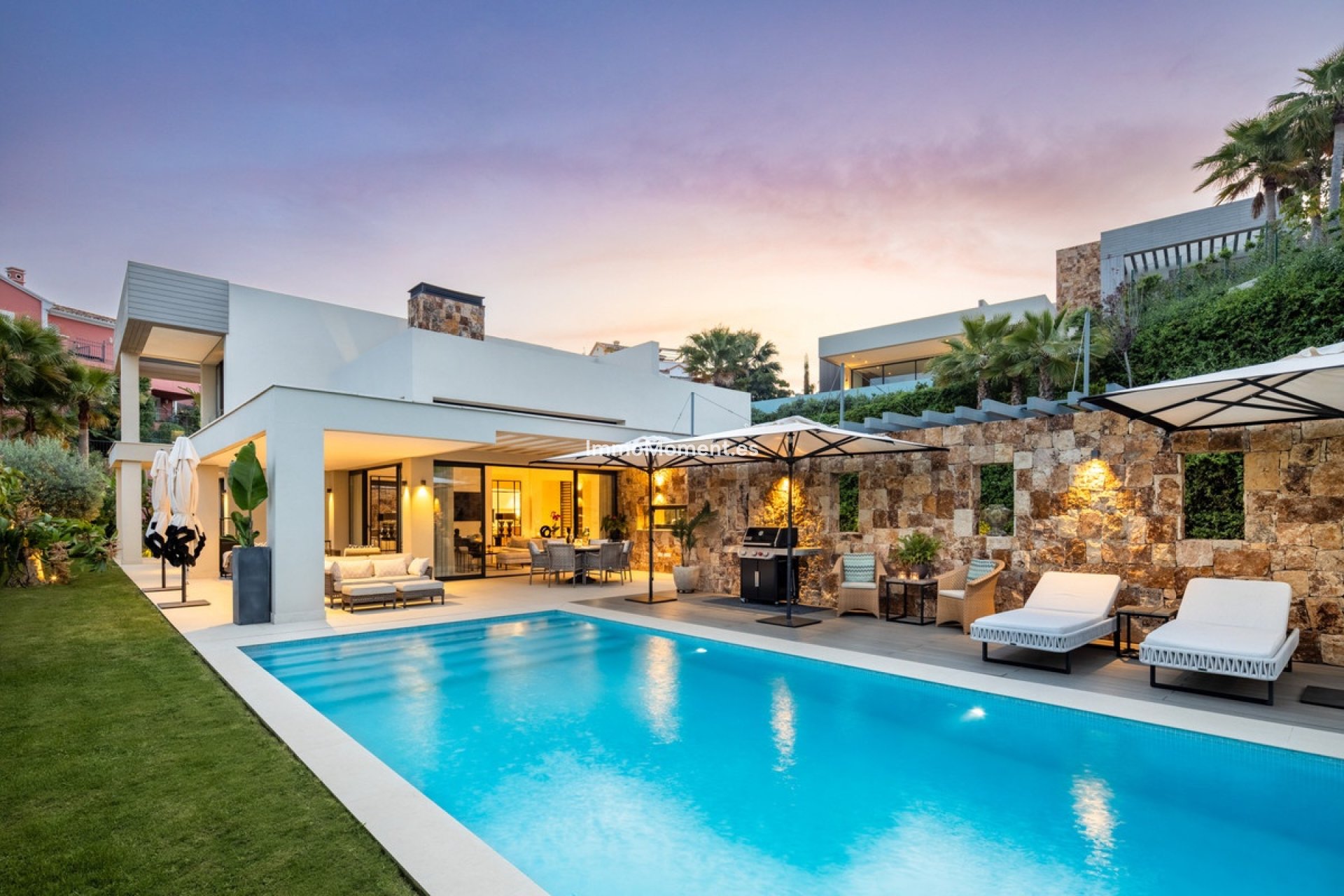 Resale - Detached villa - Marbella - Nueva Andalucía