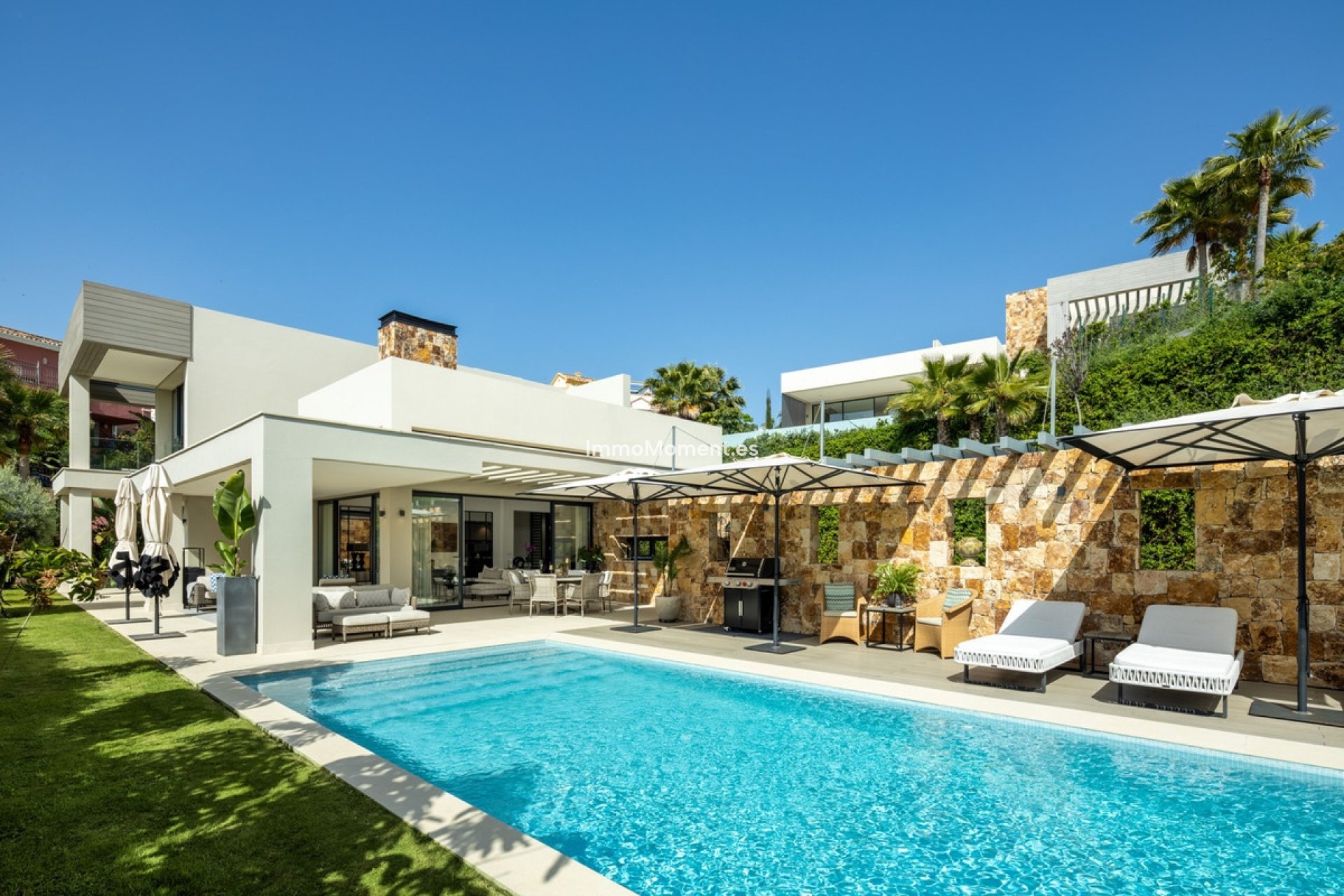 Resale - Detached villa - Marbella - Nueva Andalucía