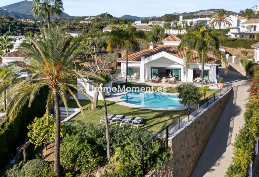 Resale - Detached villa - Marbella - Nueva Andalucía