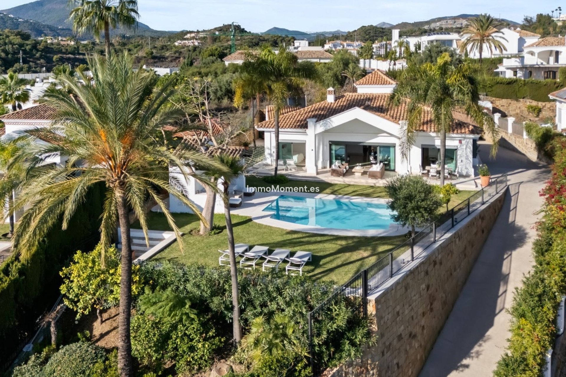 Resale - Detached villa - Marbella - Nueva Andalucía