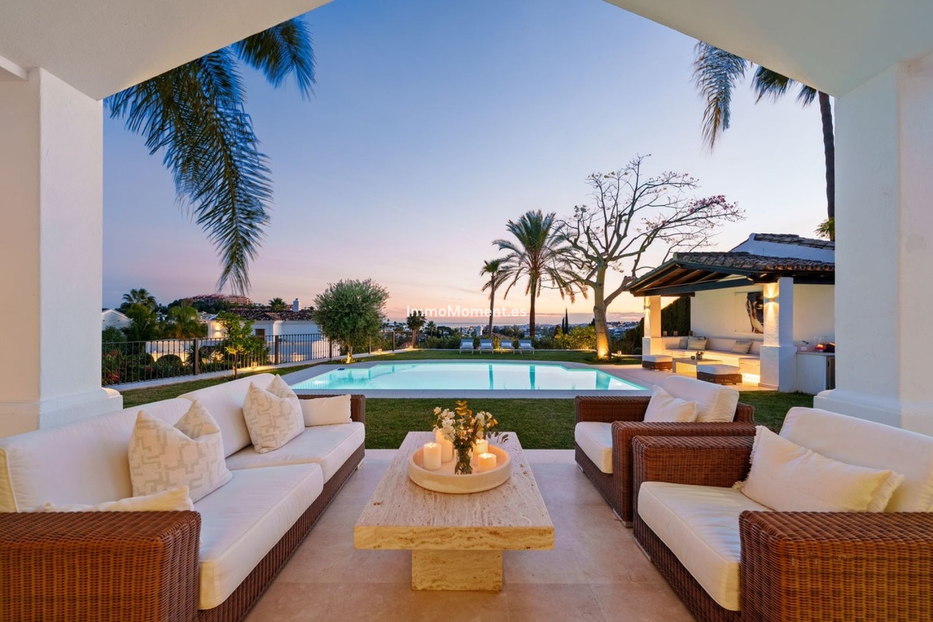 Resale - Detached villa - Marbella - Nueva Andalucía