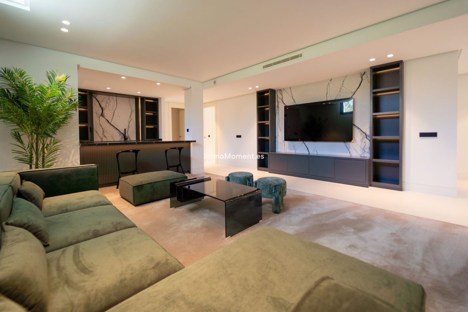 Resale - Detached villa - Marbella - Nueva Andalucía