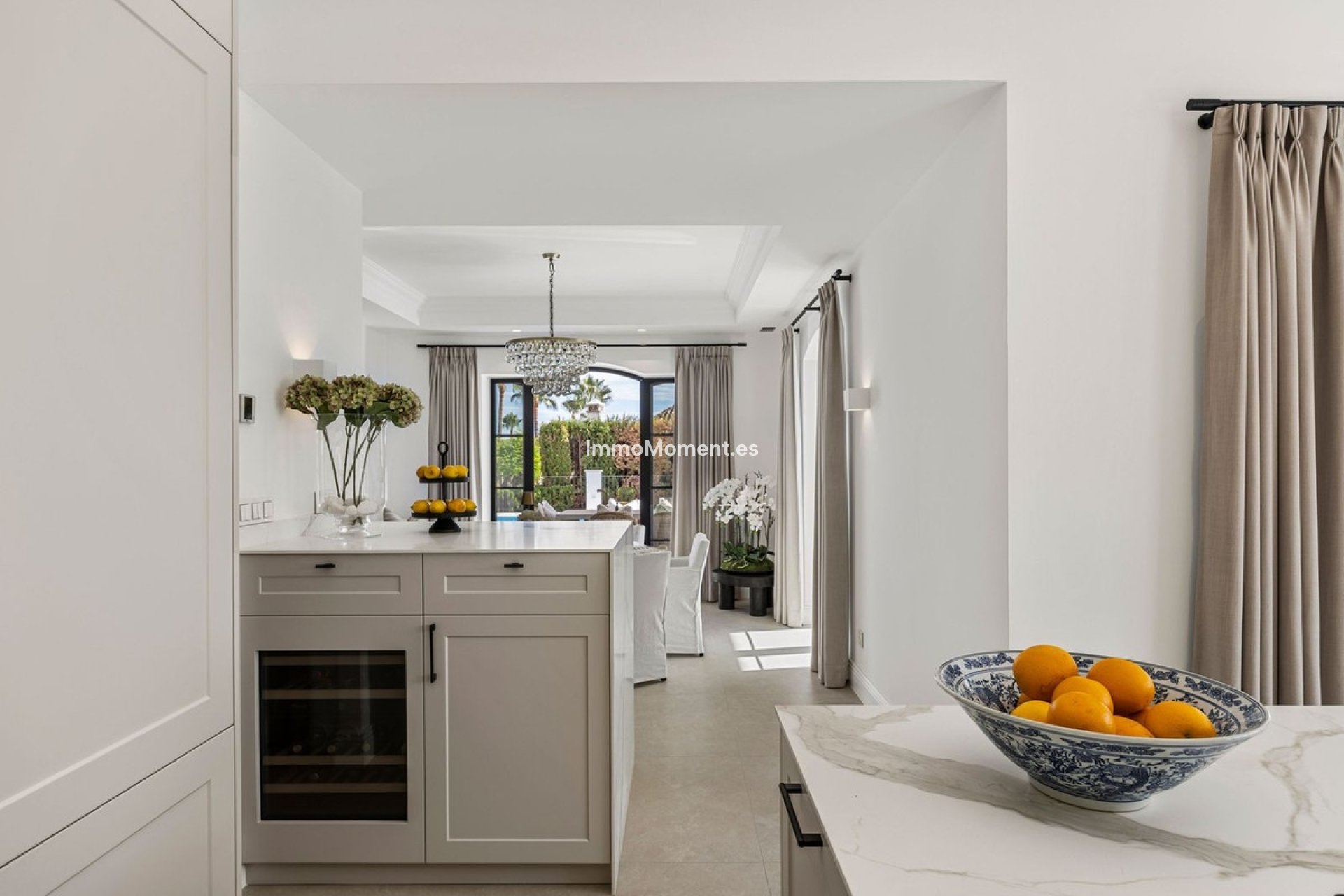 Resale - Detached villa - Marbella - Nueva Andalucía
