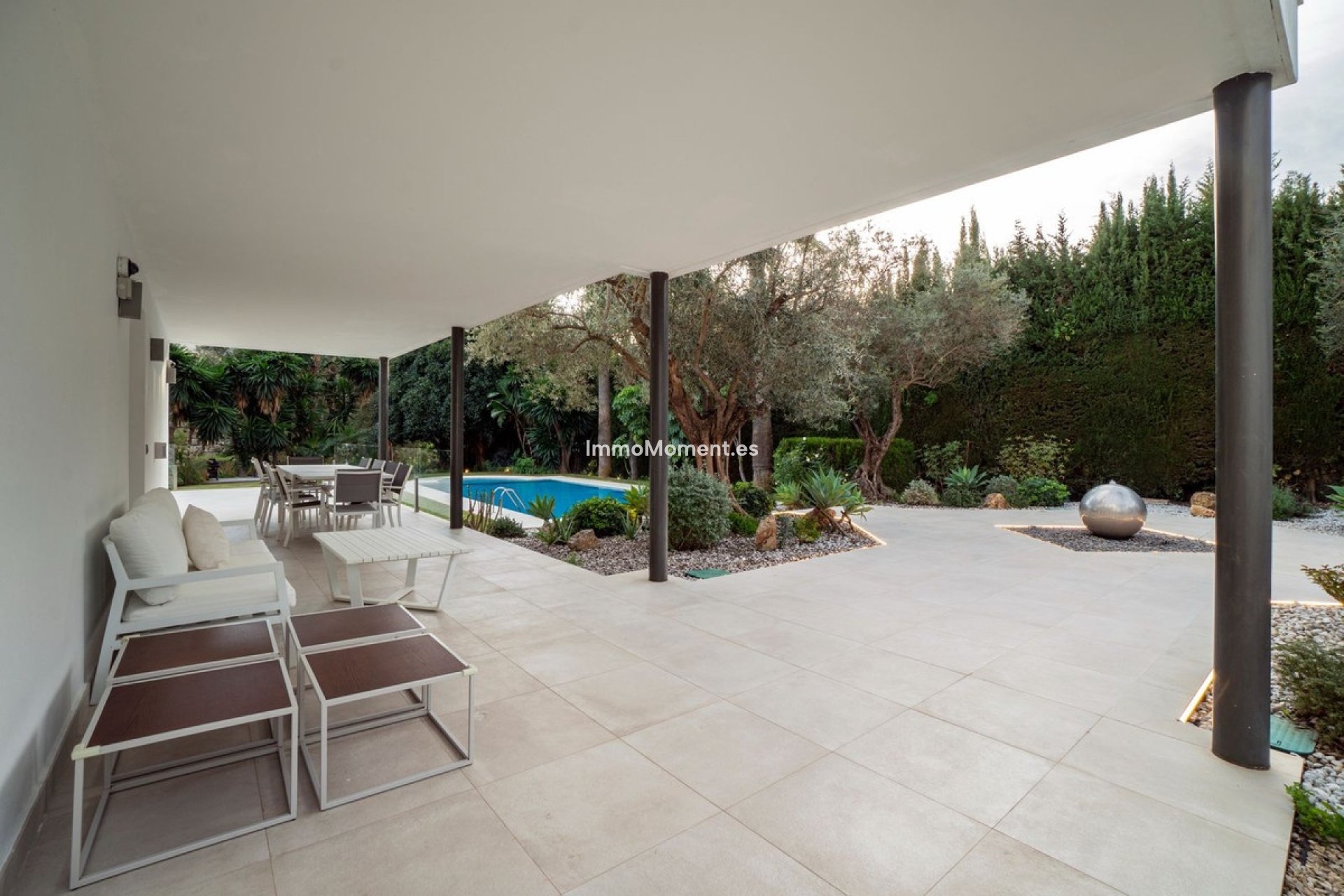 Resale - Detached villa - Marbella - Nueva Andalucía
