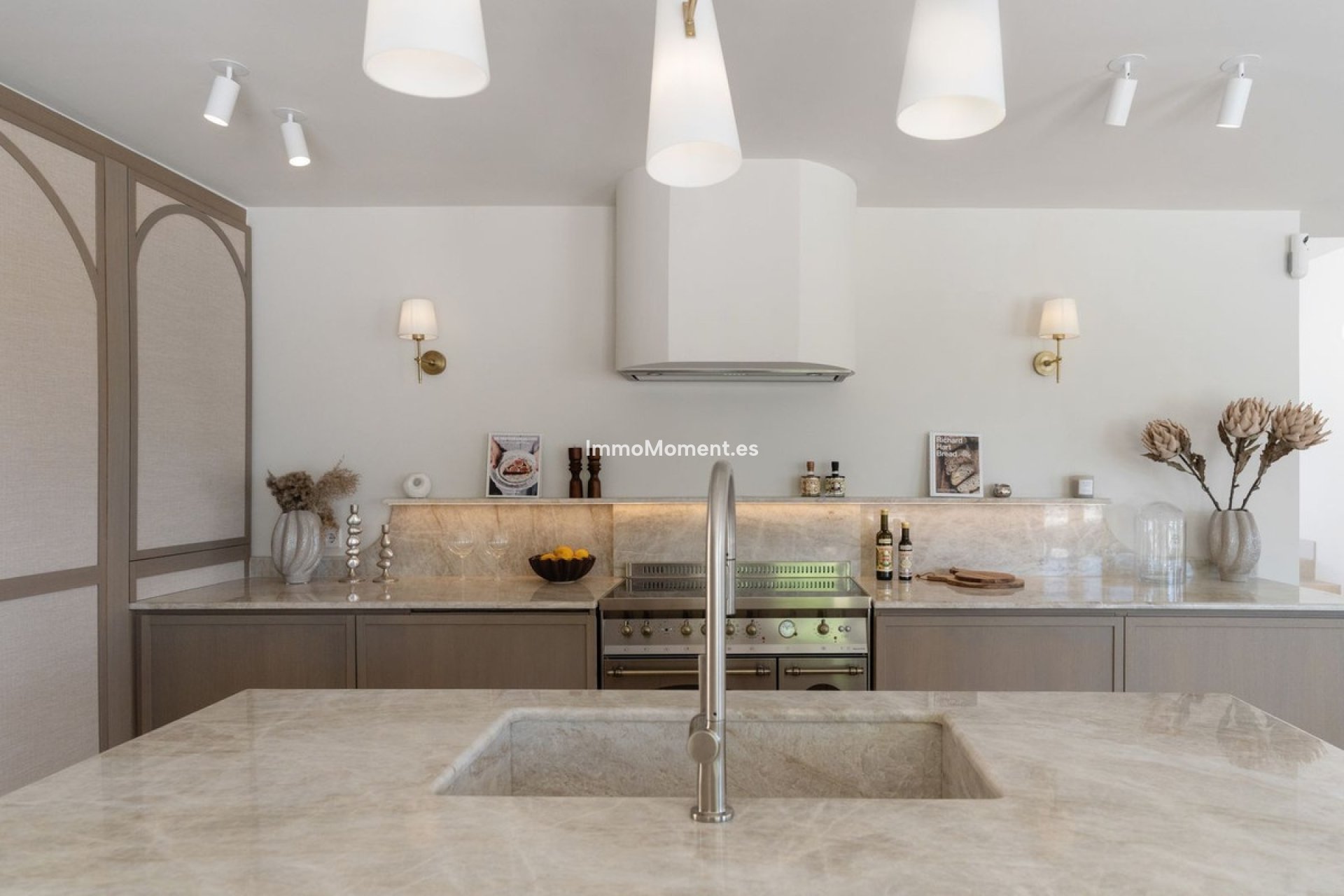 Resale - Detached villa - Marbella - Nueva Andalucía