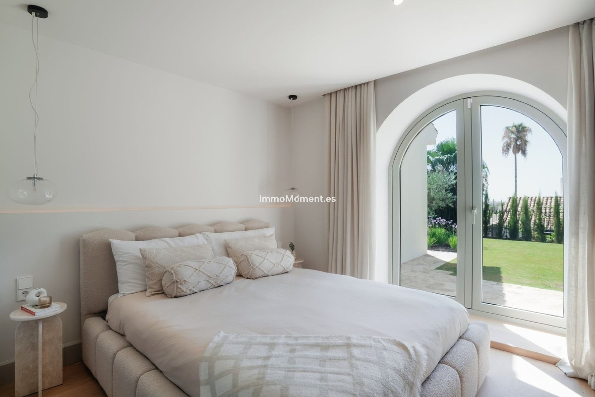 Resale - Detached villa - Marbella - Nueva Andalucía