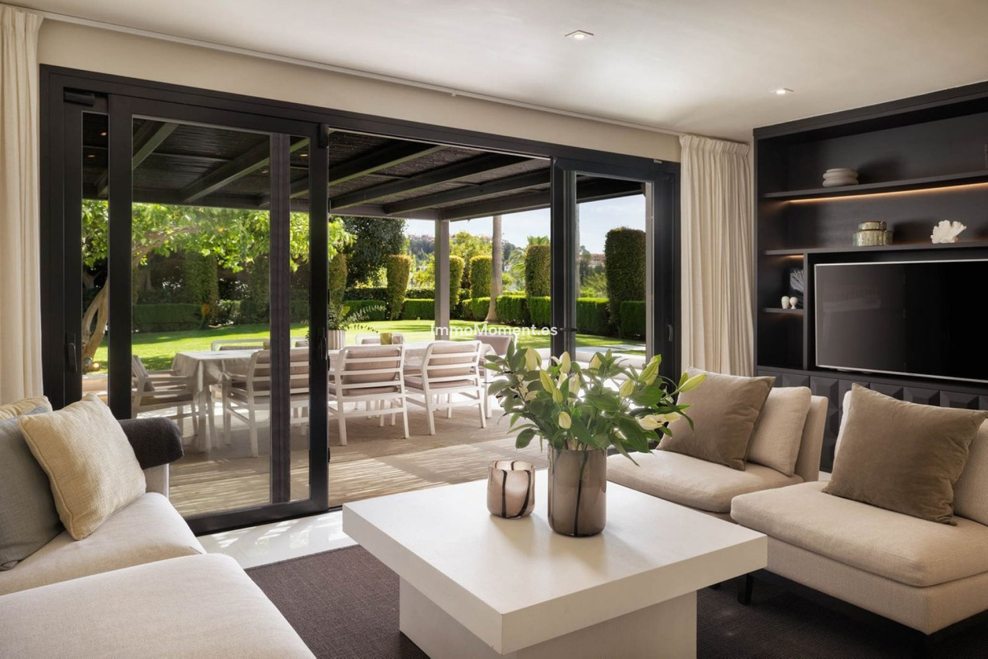 Resale - Detached villa - Marbella - Nueva Andalucía
