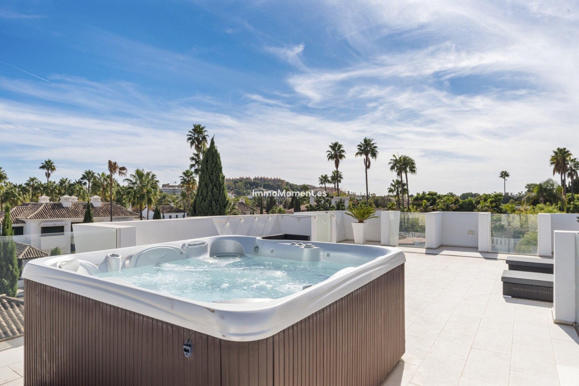 Resale - Detached villa - Marbella - Nueva Andalucía