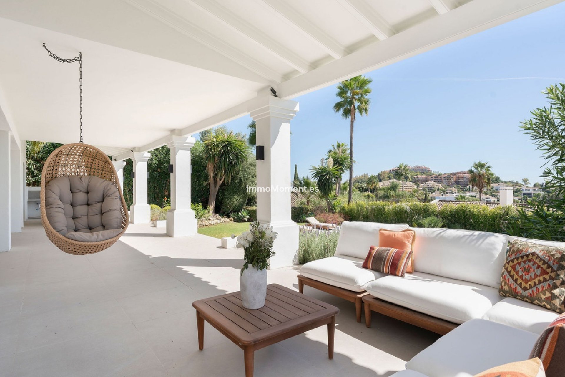Resale - Detached villa - Marbella - Nueva Andalucía