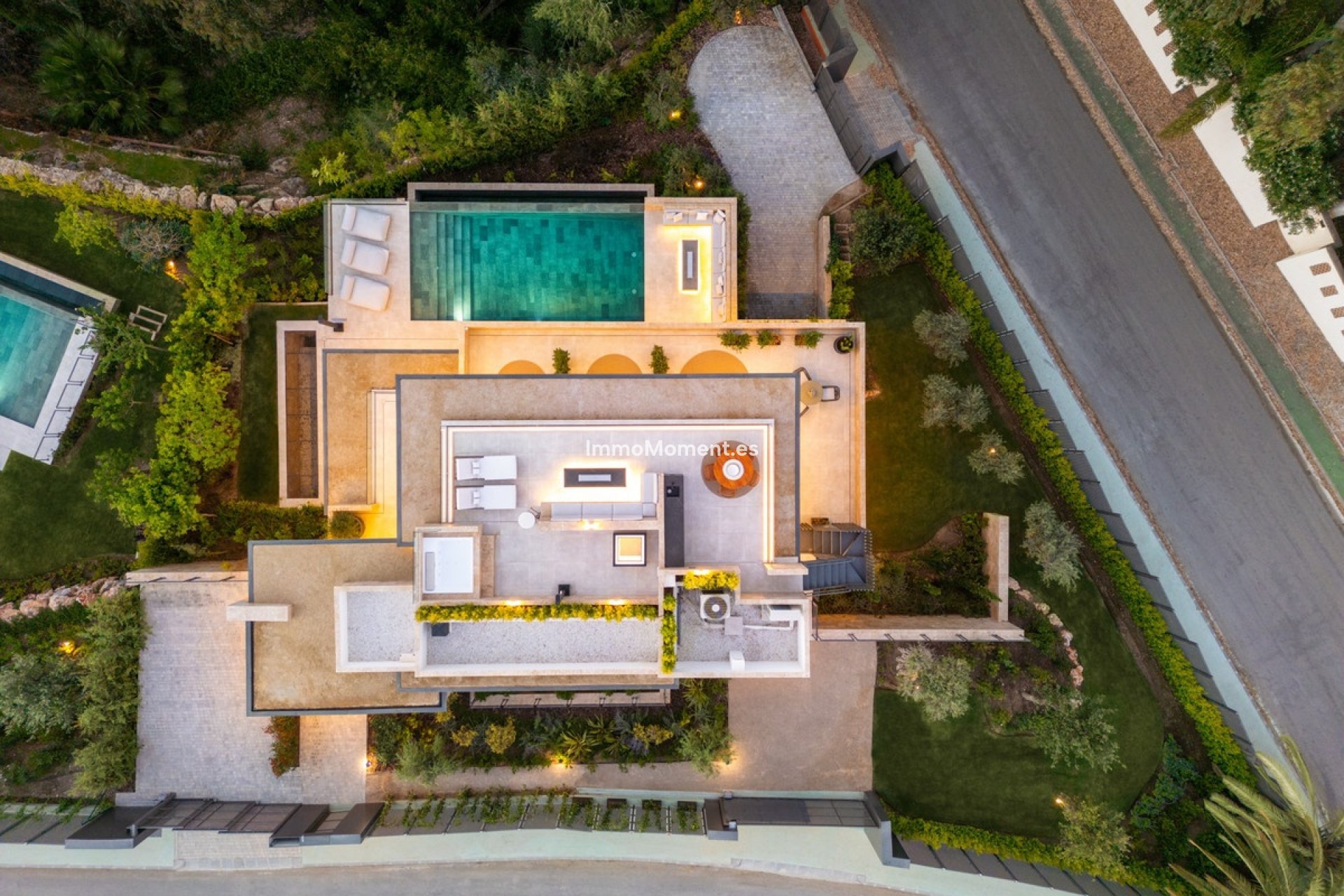 Resale - Detached villa - Marbella - Nueva Andalucía