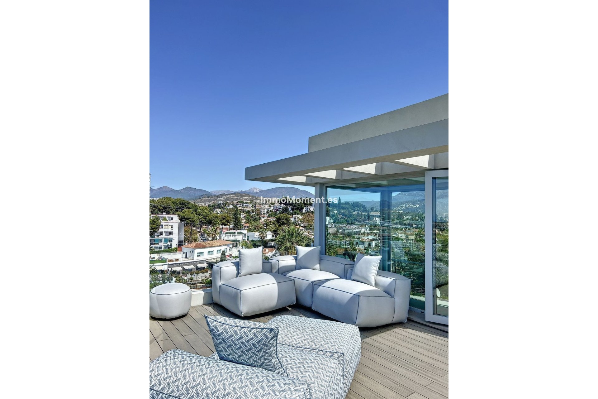 Resale - Detached villa - Marbella - Nueva Andalucía