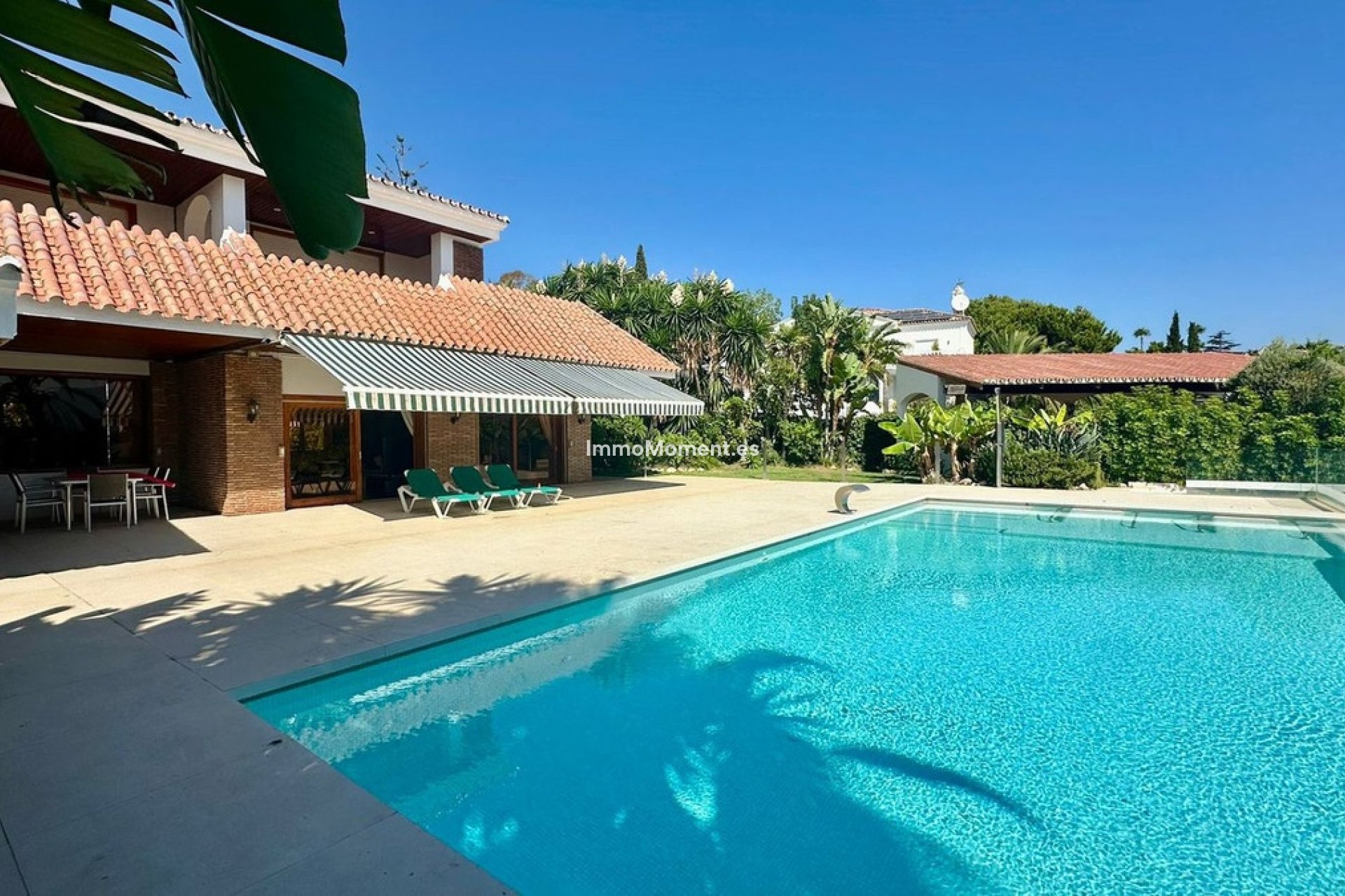 Resale - Detached villa - Marbella - Nueva Andalucía