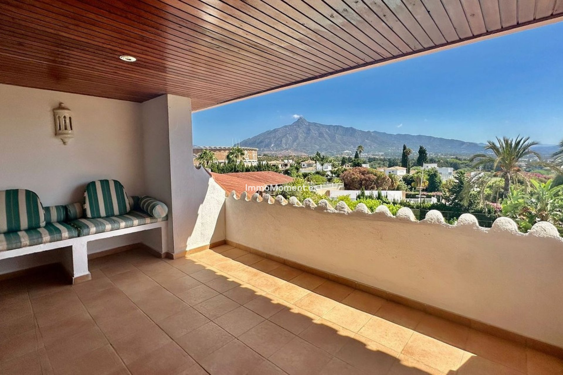 Resale - Detached villa - Marbella - Nueva Andalucía