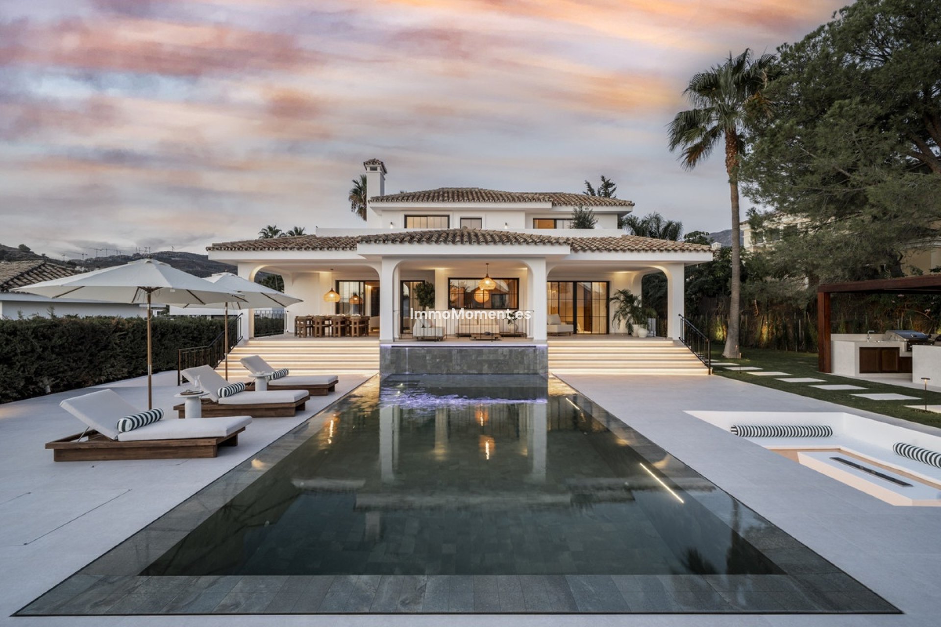 Resale - Detached villa - Marbella - Nueva Andalucía