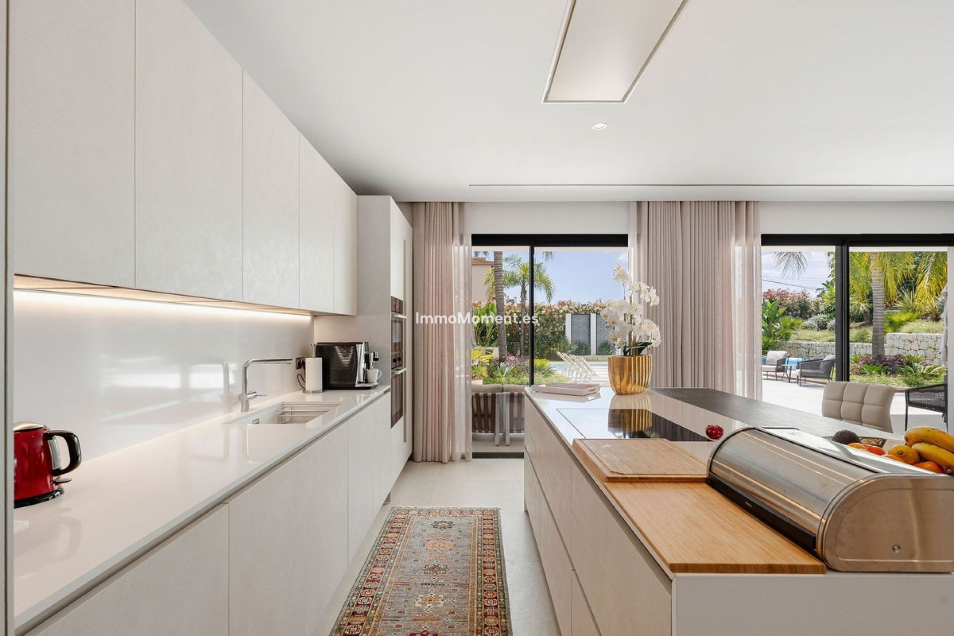 Resale - Detached villa - Marbella - Nueva Andalucía