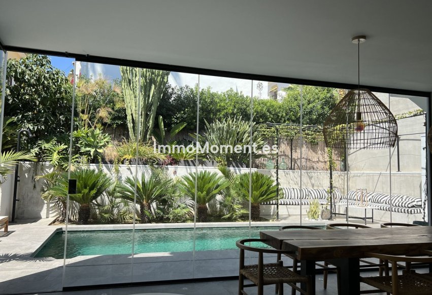 Resale - Detached villa - Marbella - Nueva Andalucía