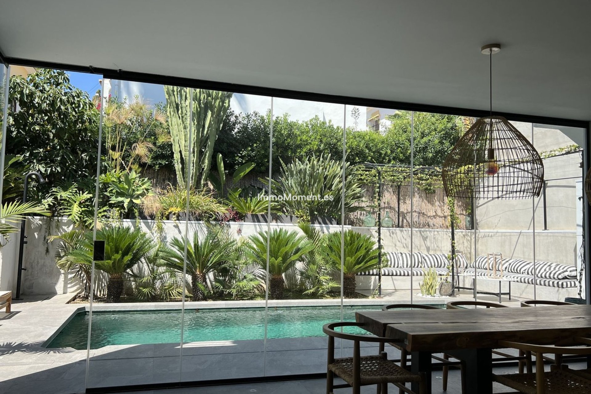 Resale - Detached villa - Marbella - Nueva Andalucía