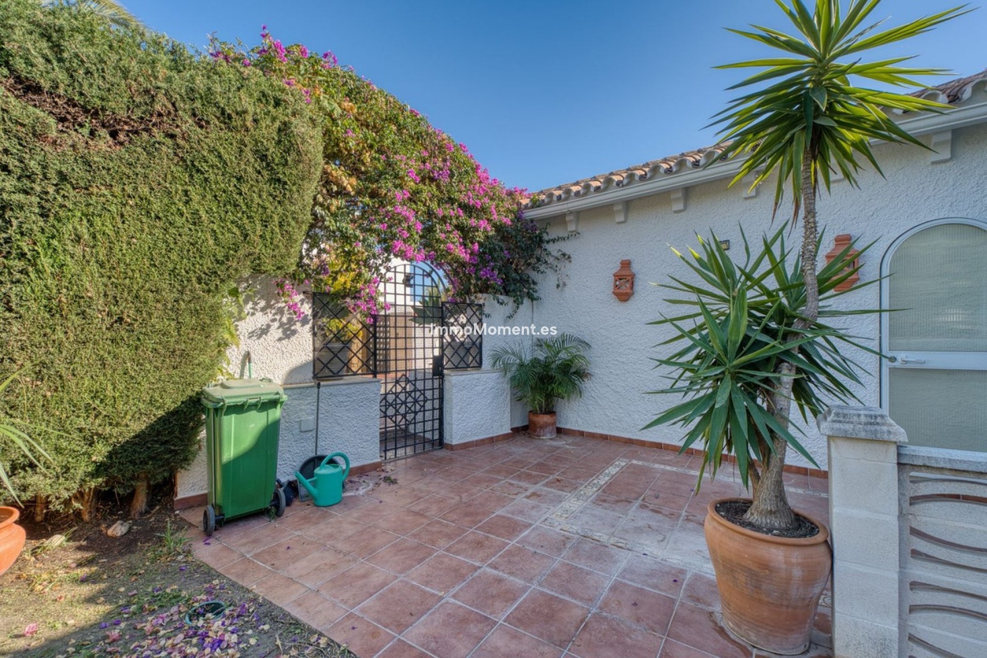 Resale - Detached villa - Marbella - Nueva Andalucía
