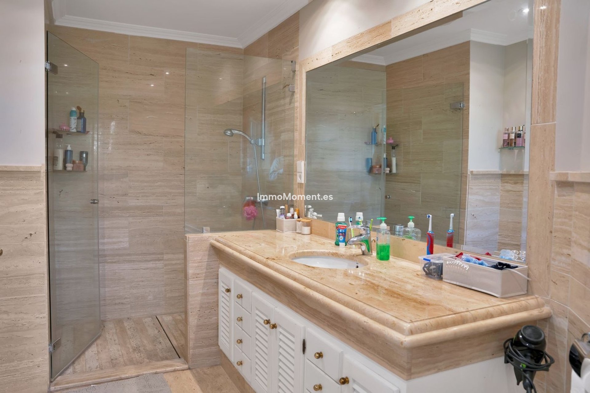 Resale - Detached villa - Marbella - Nueva Andalucía