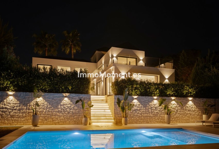 Resale - Detached villa - Marbella - Nueva Andalucía