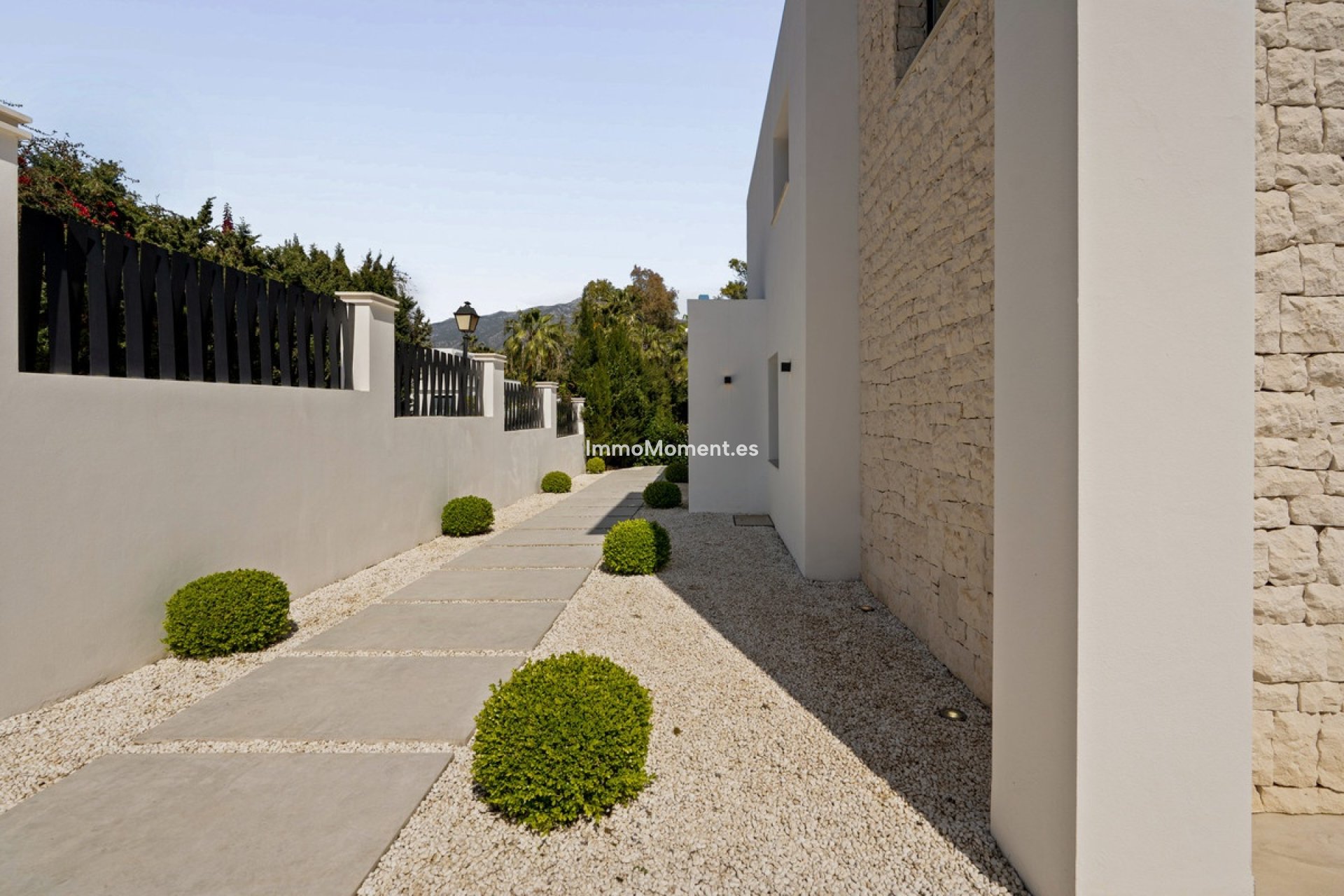 Resale - Detached villa - Marbella - Nueva Andalucía