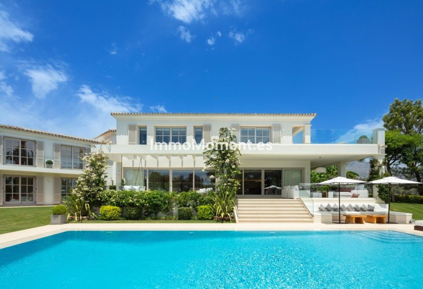 Resale - Detached villa - Marbella - Nueva Andalucía