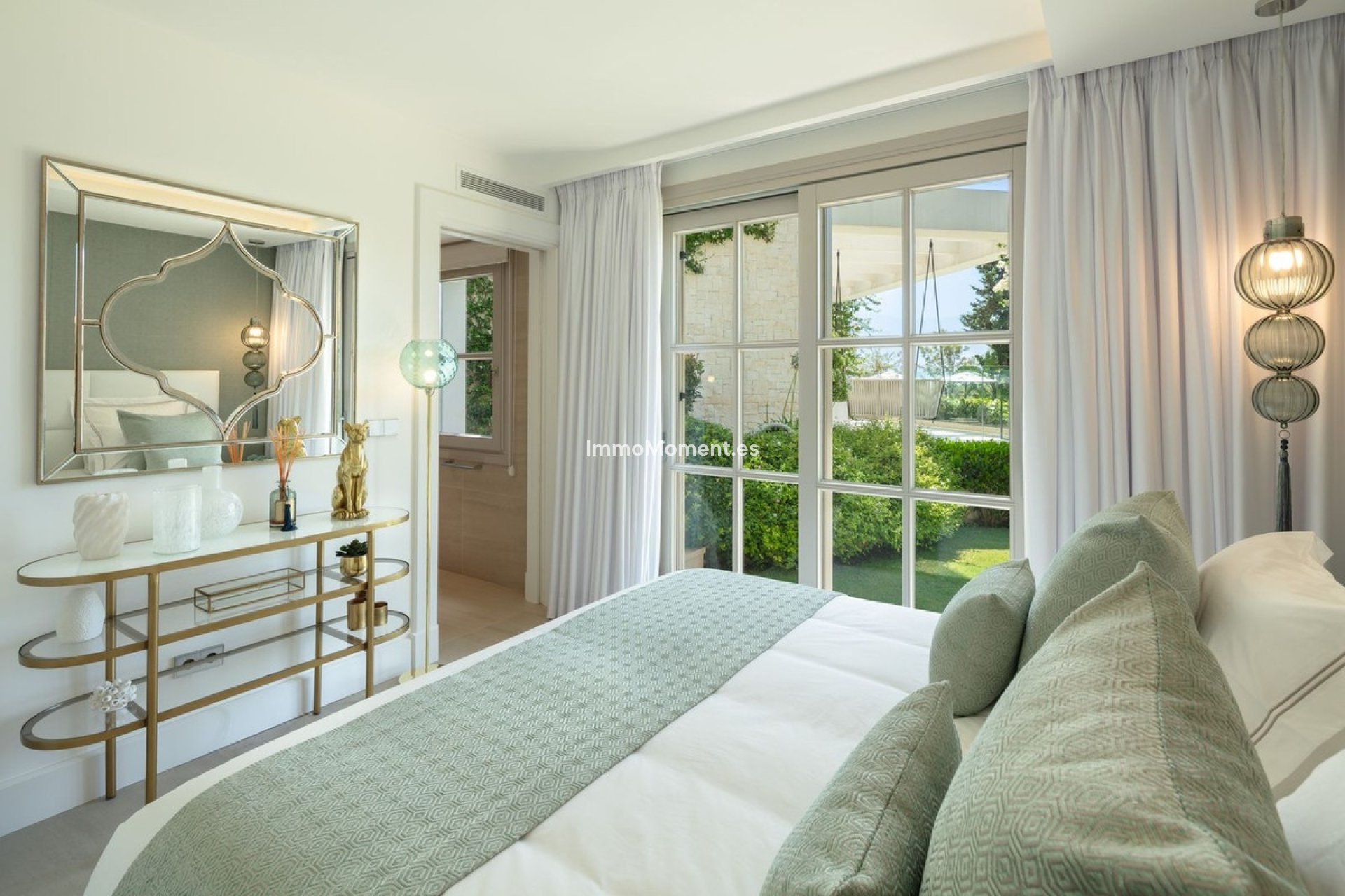Resale - Detached villa - Marbella - Nueva Andalucía