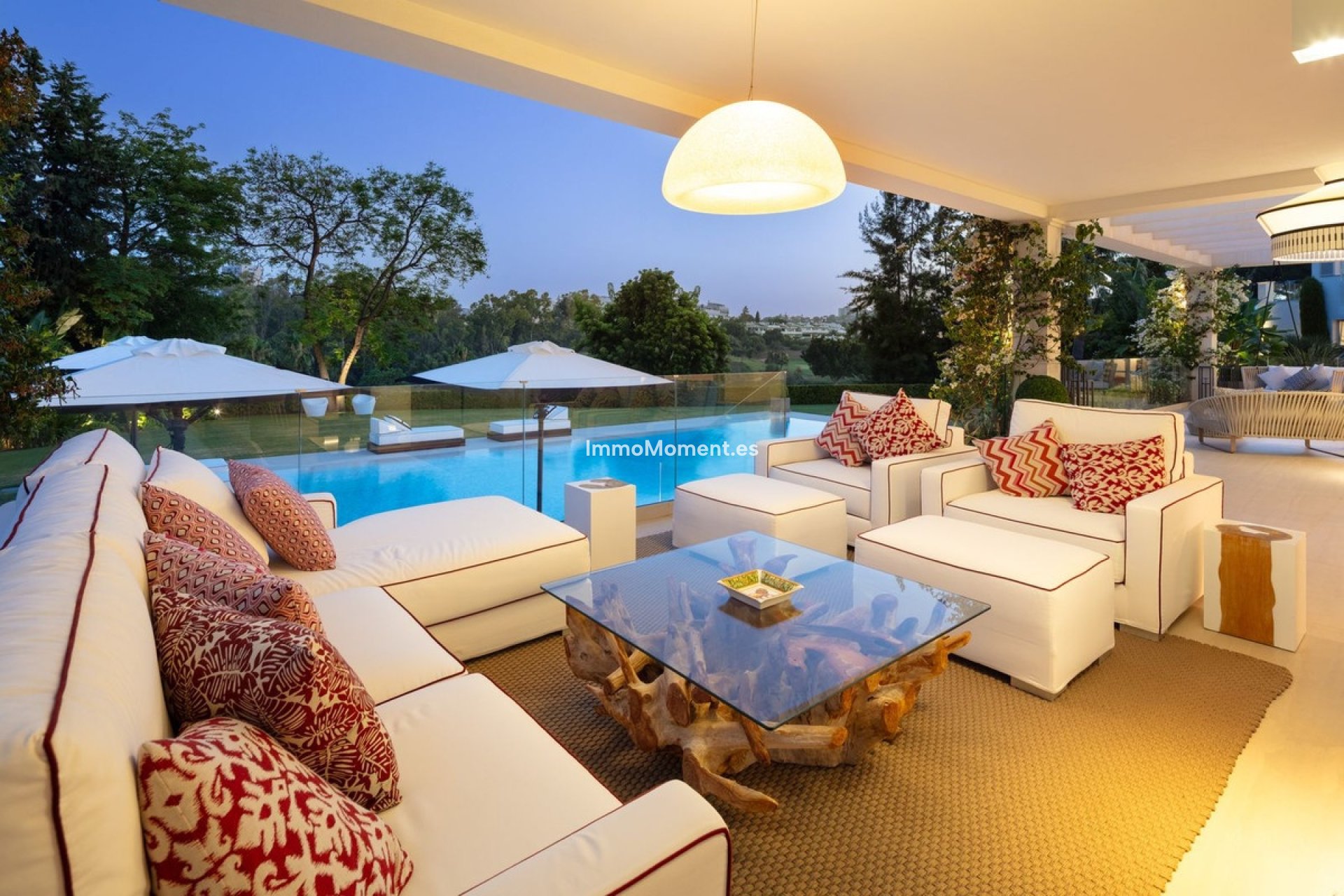 Resale - Detached villa - Marbella - Nueva Andalucía