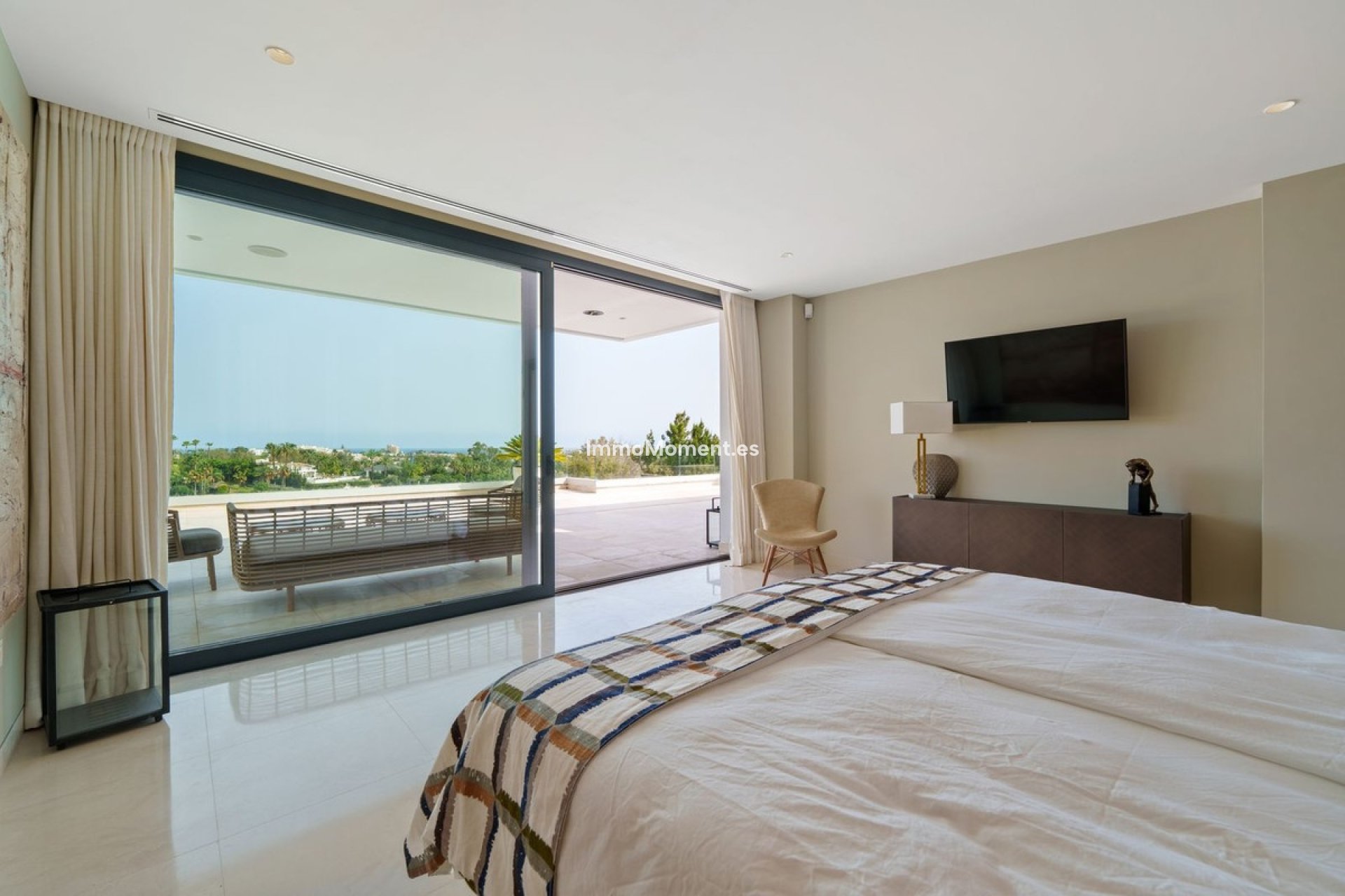 Resale - Detached villa - Marbella - Nueva Andalucía