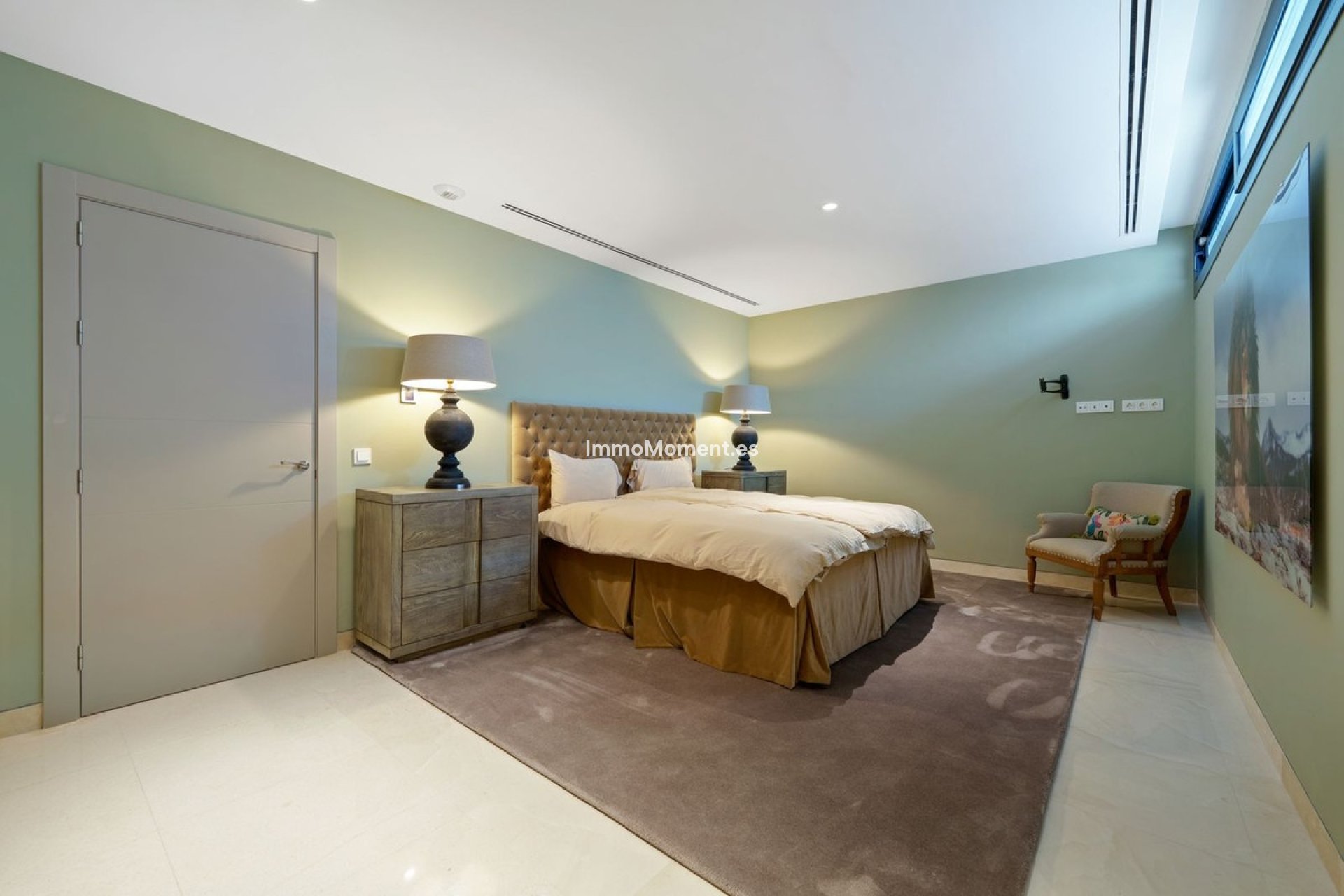 Resale - Detached villa - Marbella - Nueva Andalucía